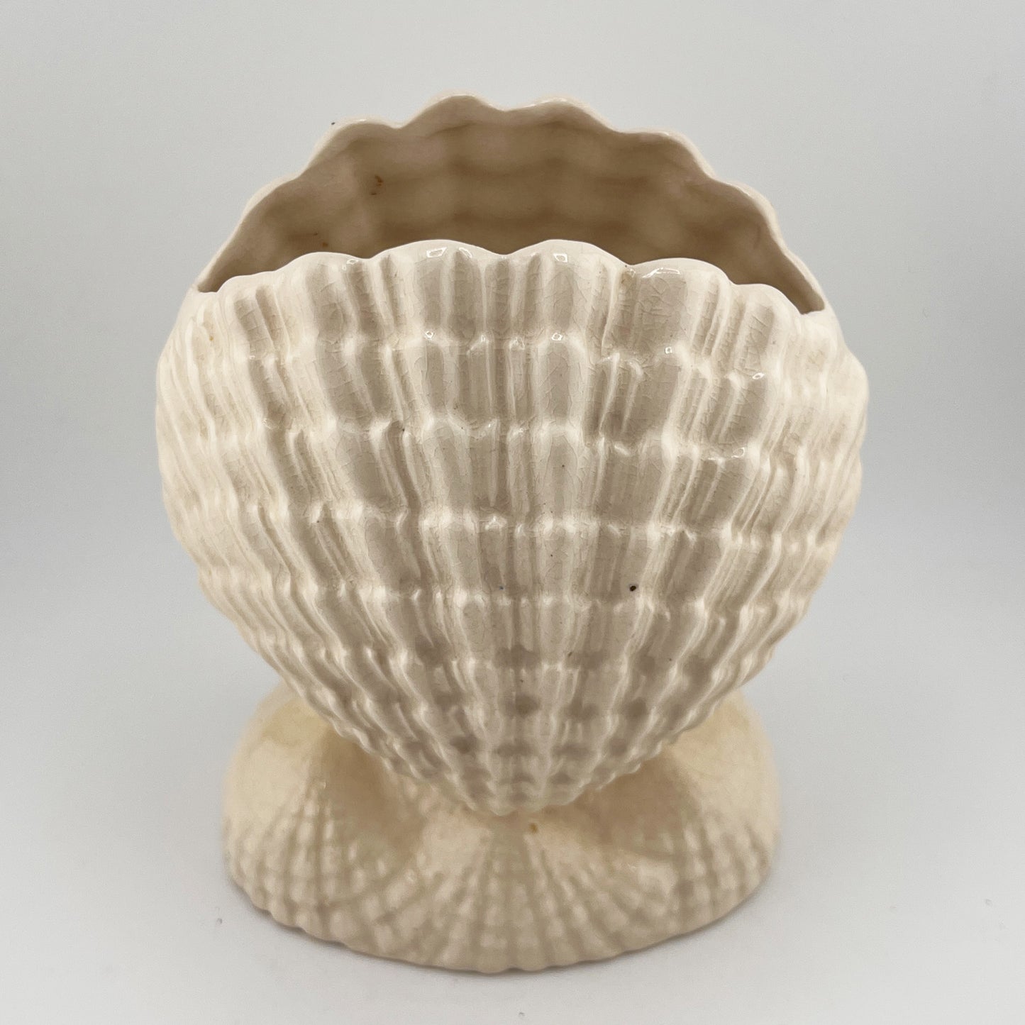 Vintage Japanese Shell Ceramic Vase or Planter in Ivory Crackle Glaze