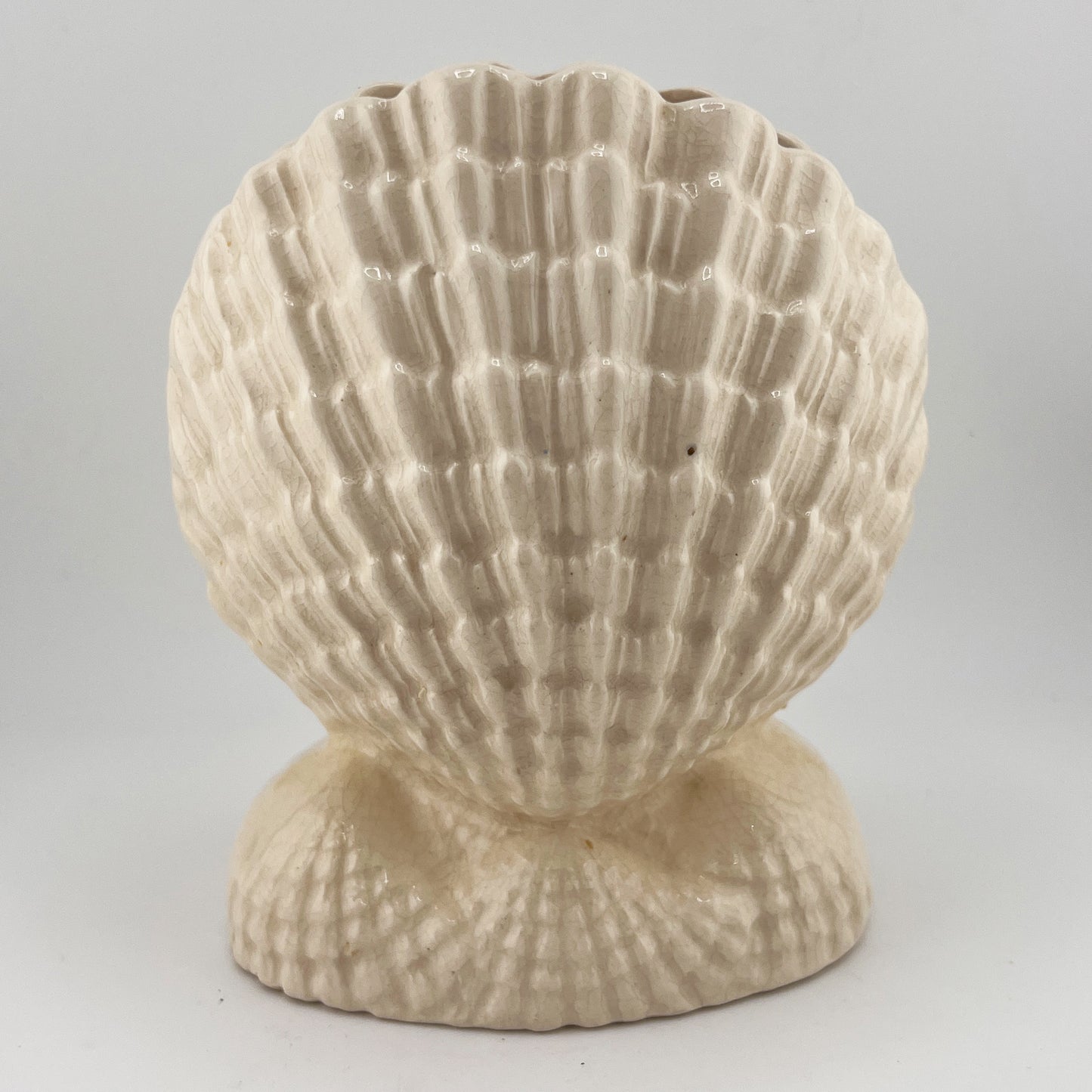 Vintage Japanese Shell Ceramic Vase or Planter in Ivory Crackle Glaze