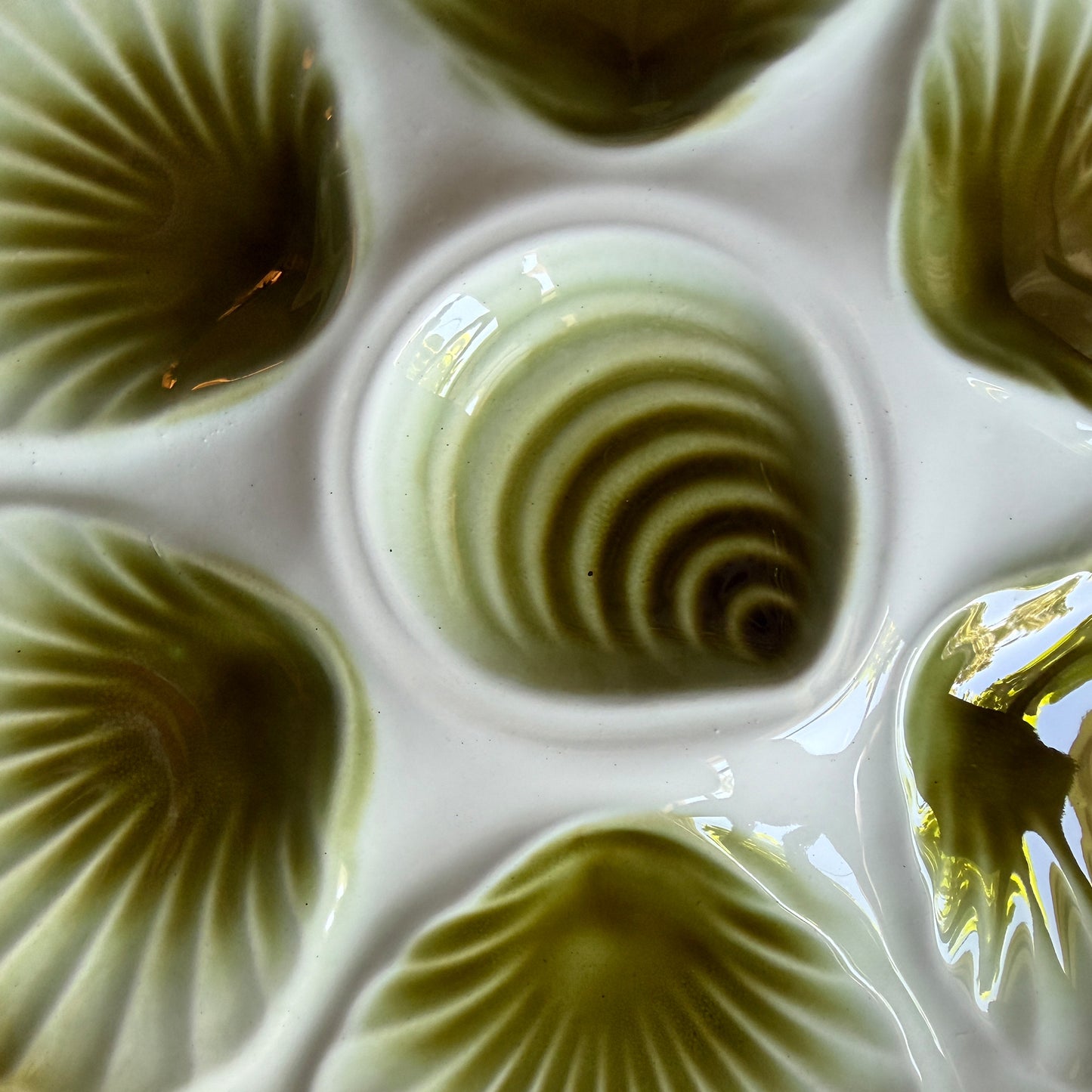 Set of 8 Green French Majolica Oyster Plates & Platter Moulin des Loups Orchies
